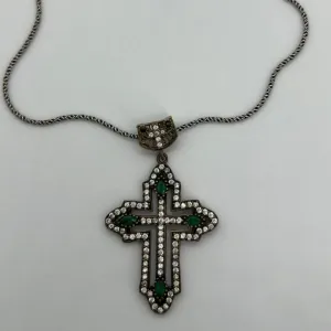 COLAR PRATA TURCA CRUZ CRAVEJADA DE ZIRCONIAS