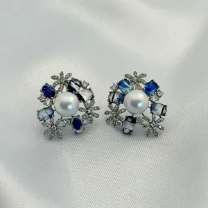 BRINCO PEROLA -  CRISTAIS AZUIS - CRAVEJADO ZIRCONIAS BRANCAS - BANHO RODIO BRANCO