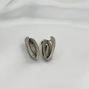BRINCO ENTRELAÇADO - BANHO RODIO BRANCO