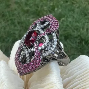 ANEL - ZIRCONIAS ROSA E BRANCA - BANHO RODIO NEGRO