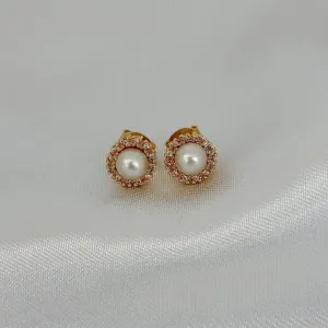 BRINCO CRAVEJADO - ZIRCONIAS E PEROLA - BANHO OURO 18K