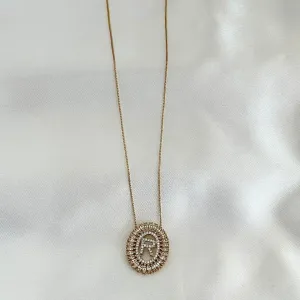 COLAR CRAVEJADO - ZIRCONIAS BRANCA - LETRA R -  BANHO OURO 18K