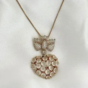 COLAR ESPIRITO SANTO - CRAVEJADO ZIRCONIAS BRANCA - CORAÇÃO CRISTAL - BANHO OURO 18K