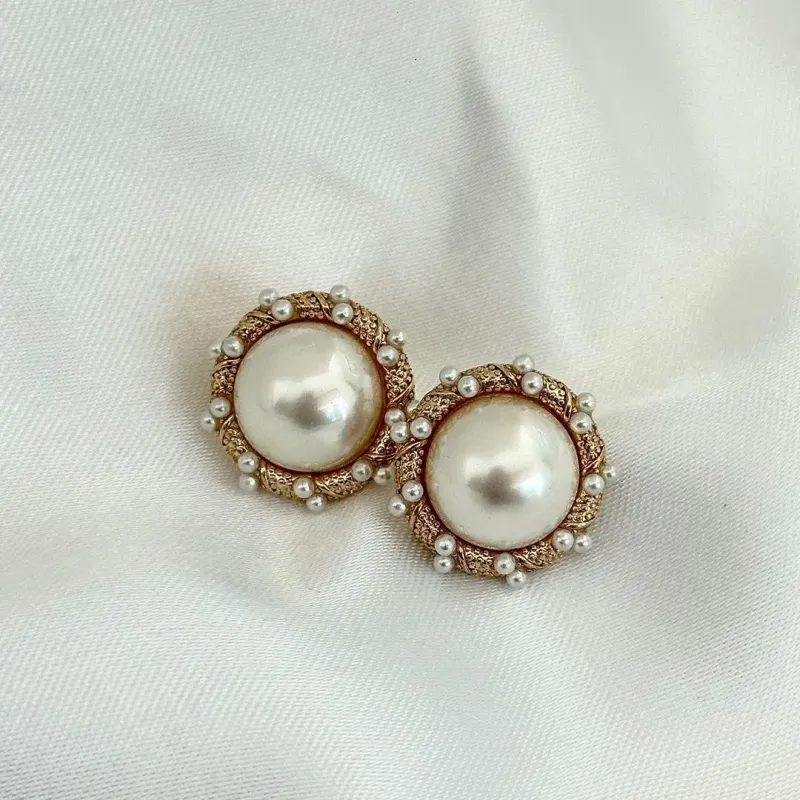 BRINCO PEROLA - BANHO OURO 18K