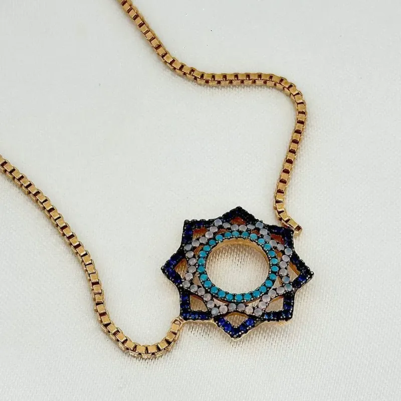 PULSEIRA REGULÁVEL - MANDALA  - CRAVEJADA ZIRCONIAS COLORIDAS - BANHO OURO 18K