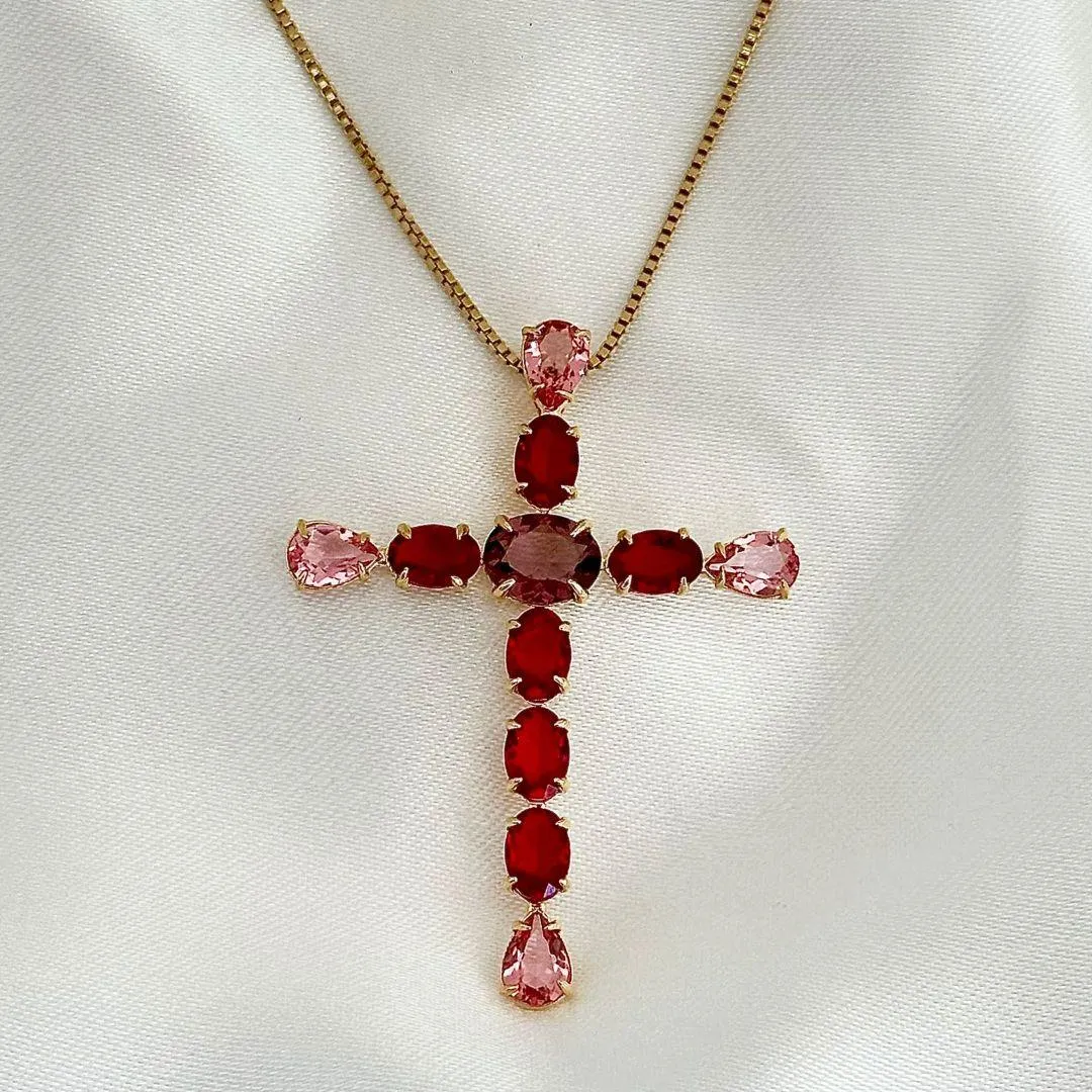 COLAR CRUZ - PEDRA VERMELHA - BANHO OURO 18K