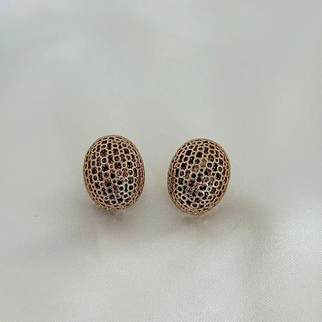 BRINCO OVAL - CRAVEJADO ZIRCONIAS COLORIDAS - BANHO OURO 18K