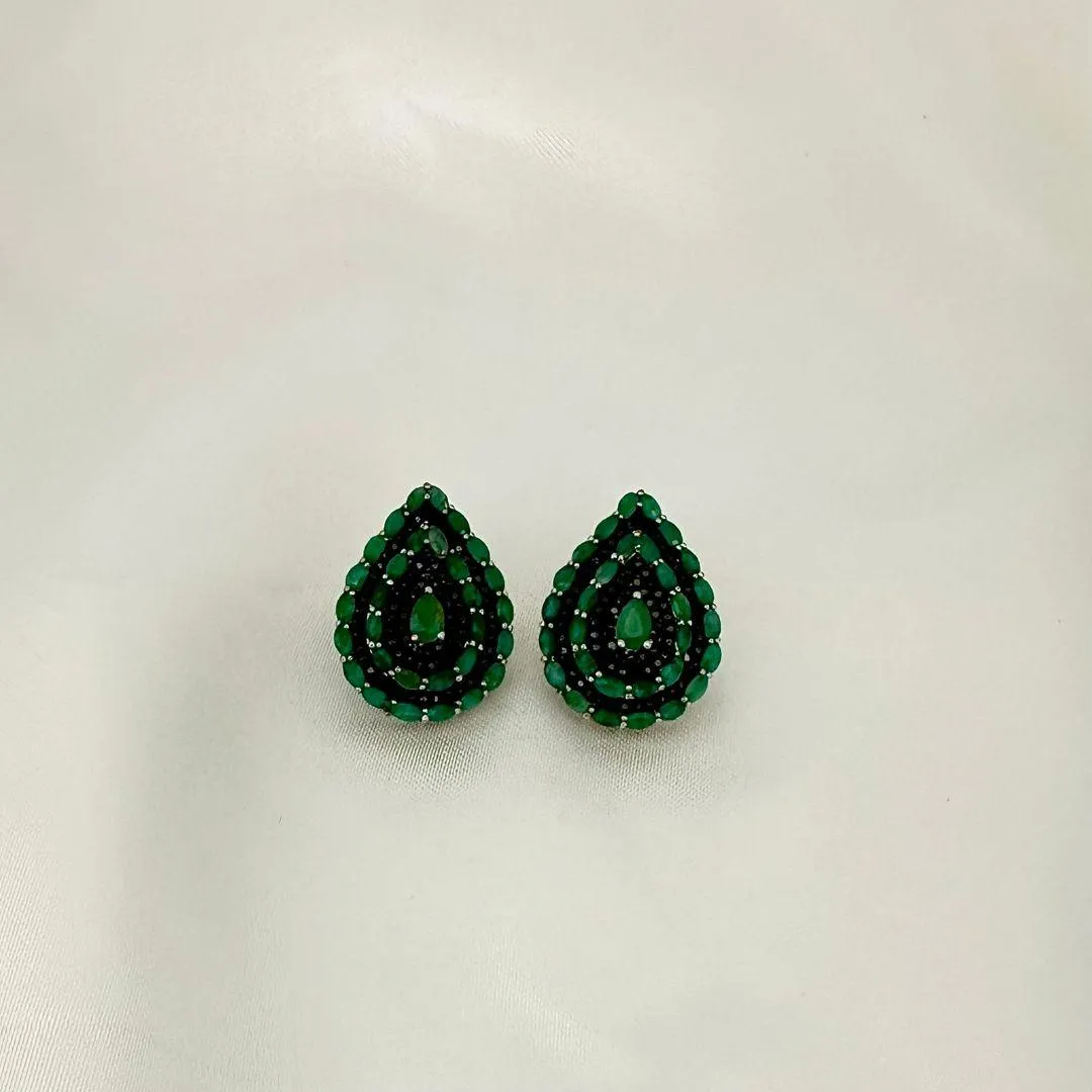 BRINCO GOTA - PEDRA ESMERALDA - PRATA 925
