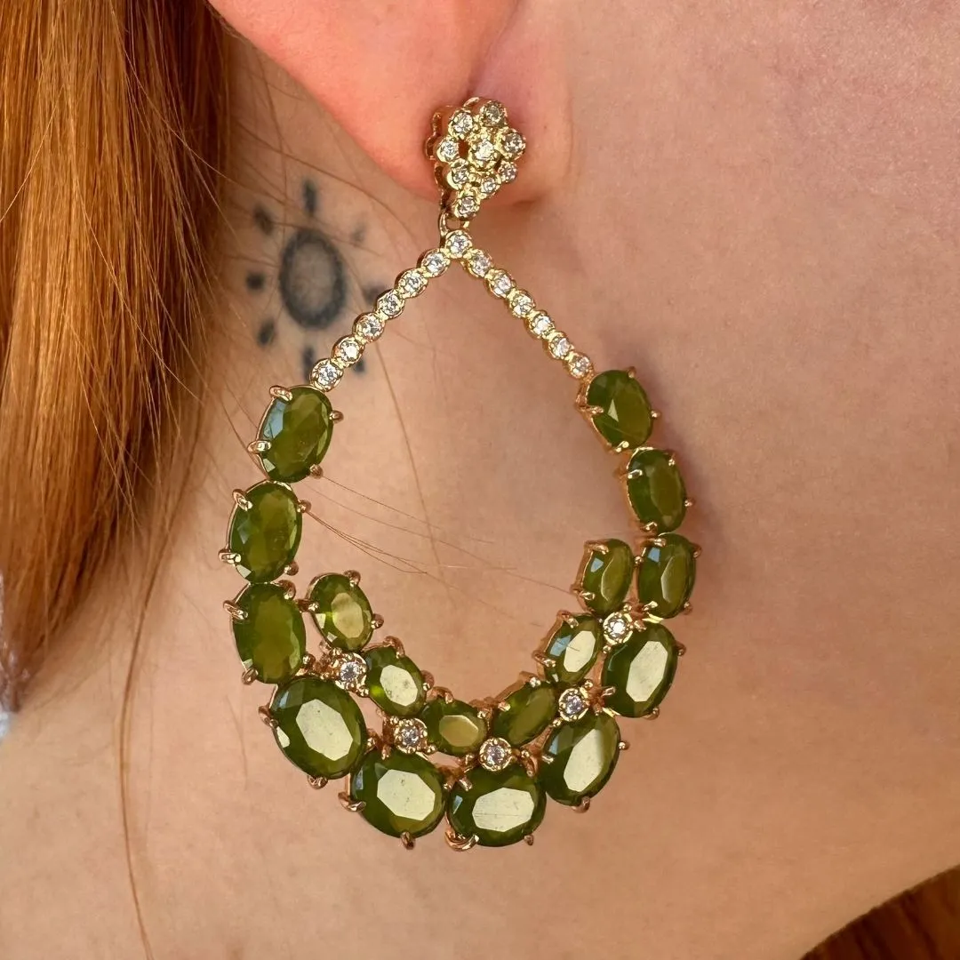 BRINCO CRAVEJADO DE ZIRCONIAS - CRISTAL VERDE - BANHO OURO 18K