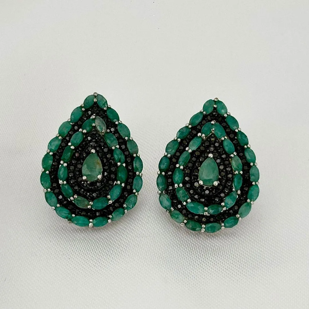 BRINCO GOTA - PEDRA ESMERALDA - PRATA 925