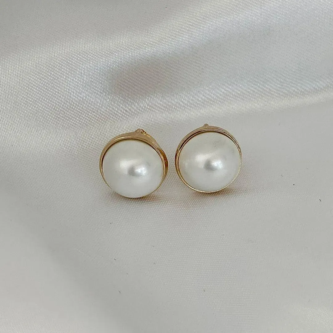 BRINCO MEIA PEROLA - BANHO OURO 18K