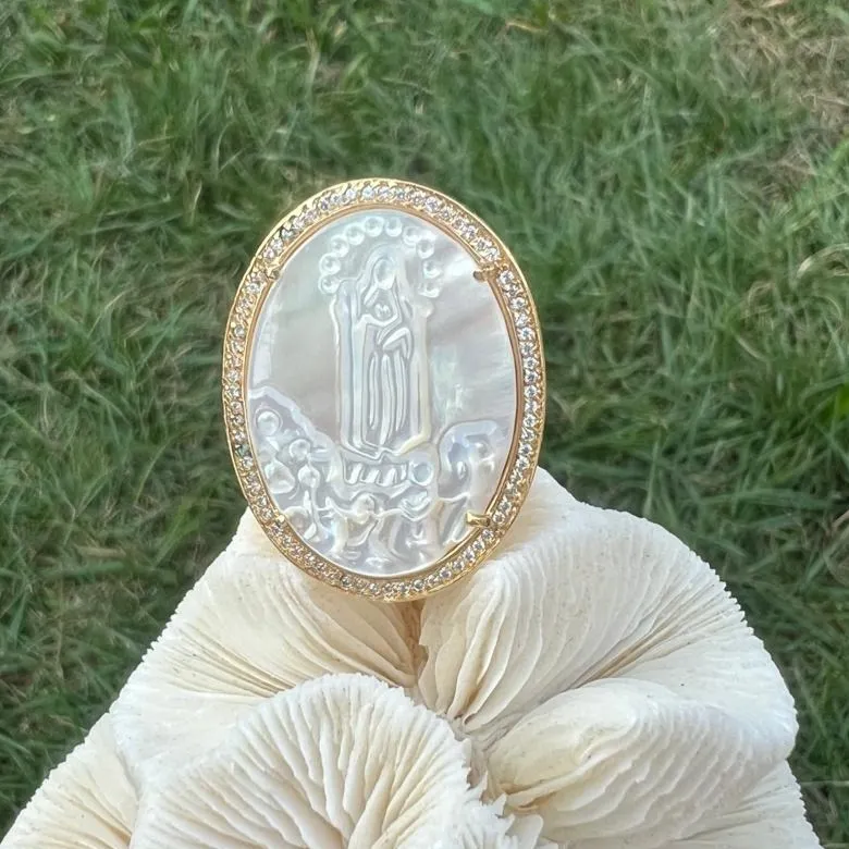 ANEL NOSSA SENHORA DE FATIMA - MADRPEROLA - BANHO OURO 18K