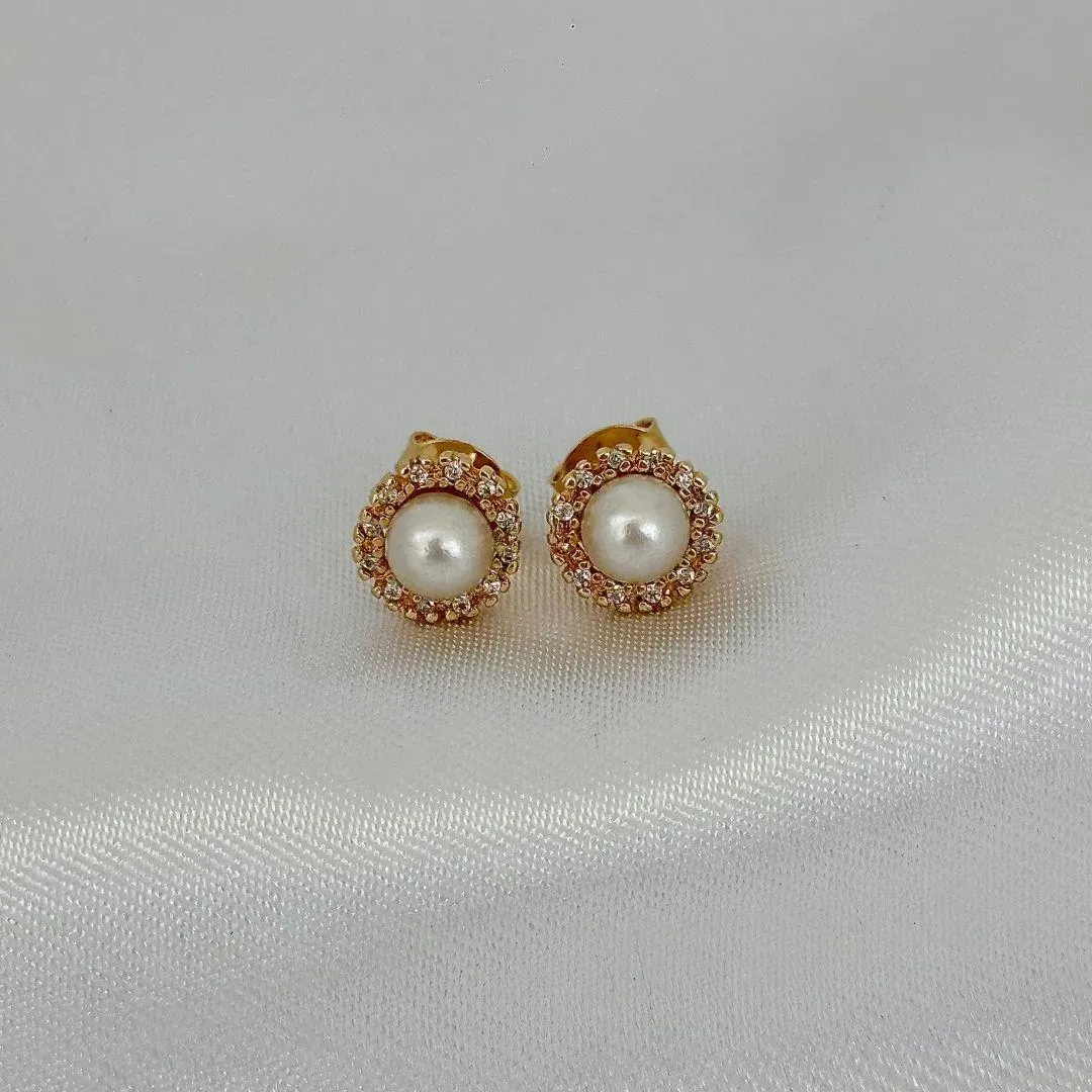 BRINCO CRAVEJADO - ZIRCONIAS E PEROLA - BANHO OURO 18K