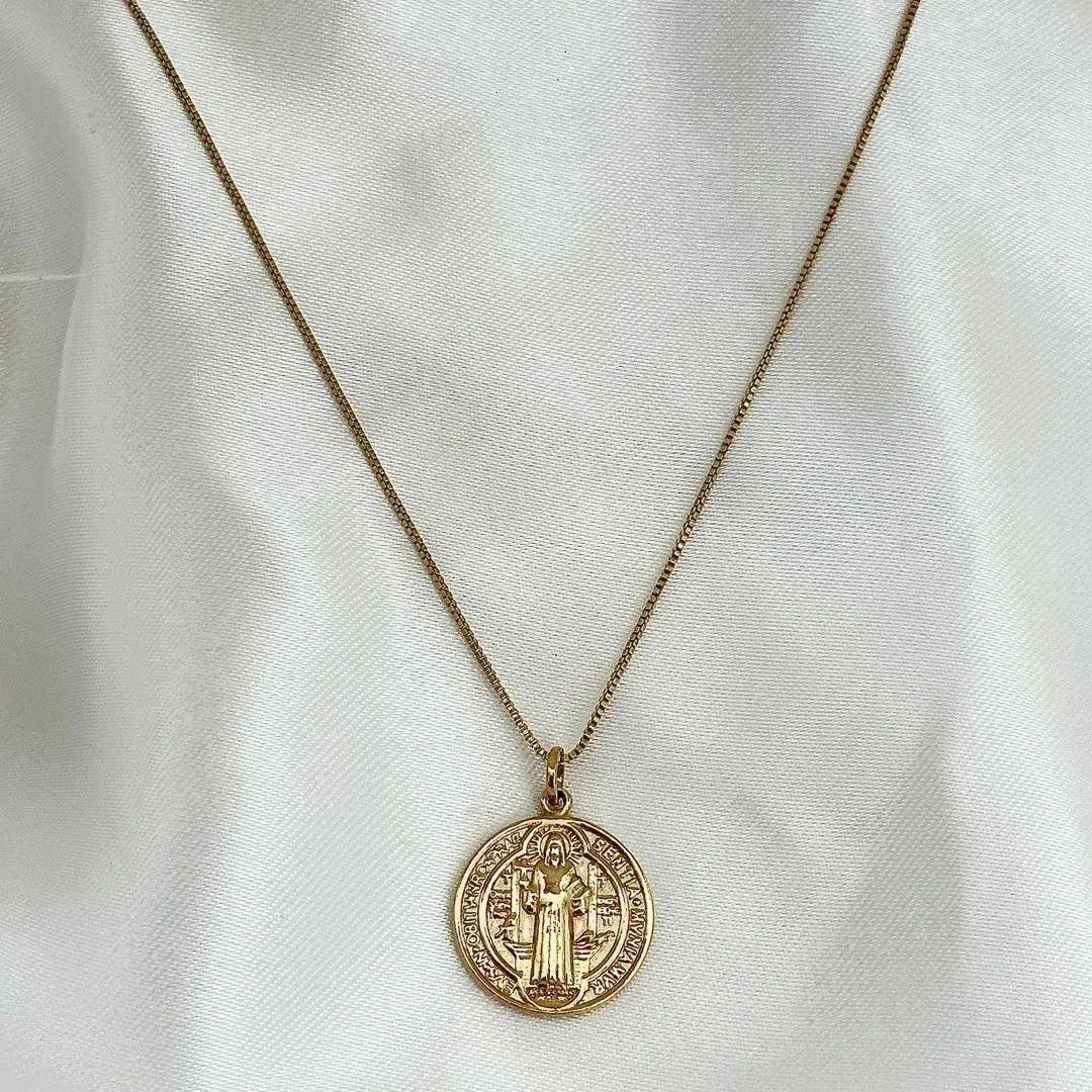 COLAR PINGENTE SÃO BENTO - BANHO OURO 18K